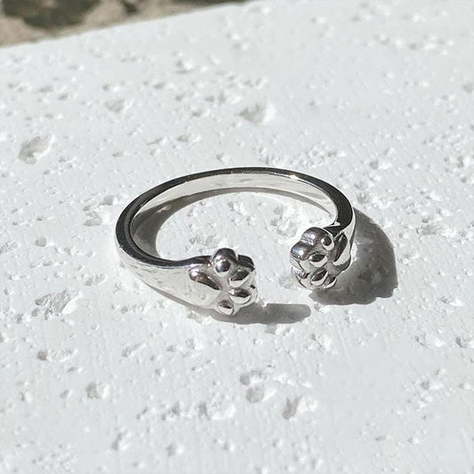 Paw Hug Ring-Perfect for Pet Lovers, Dog Moms Hypoallergenic Companion